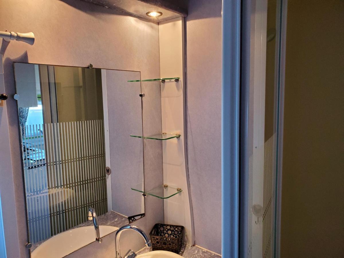 Mobil Home Chez L Habitants Saint-Jean-de-Monts Ngoại thất bức ảnh